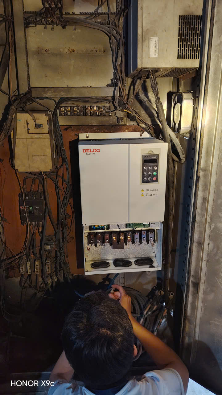 lap-dat-bien-tan-may-tao-hat-nhua-hai-phong