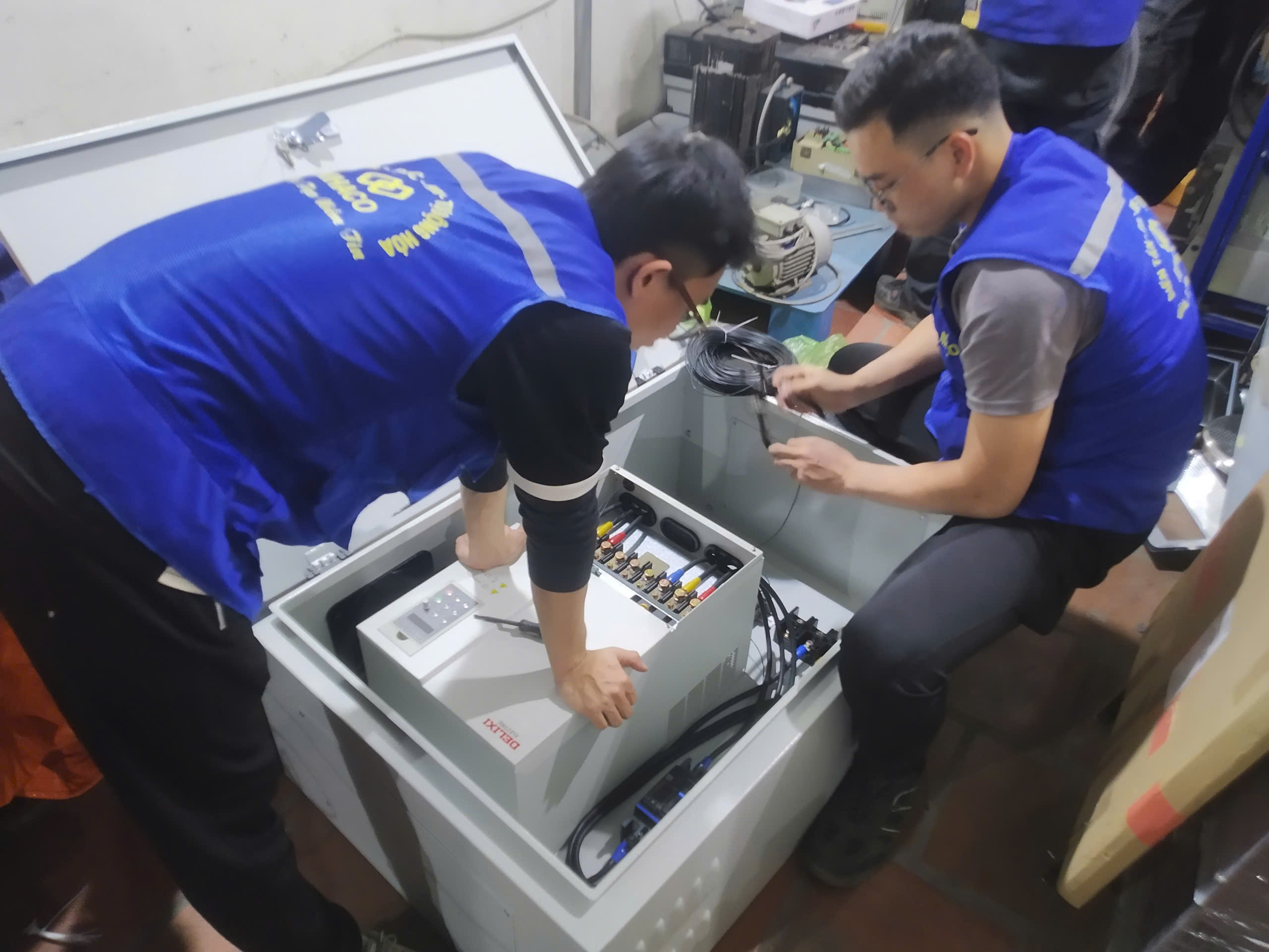 vo-tu-dien-cong-nghiep