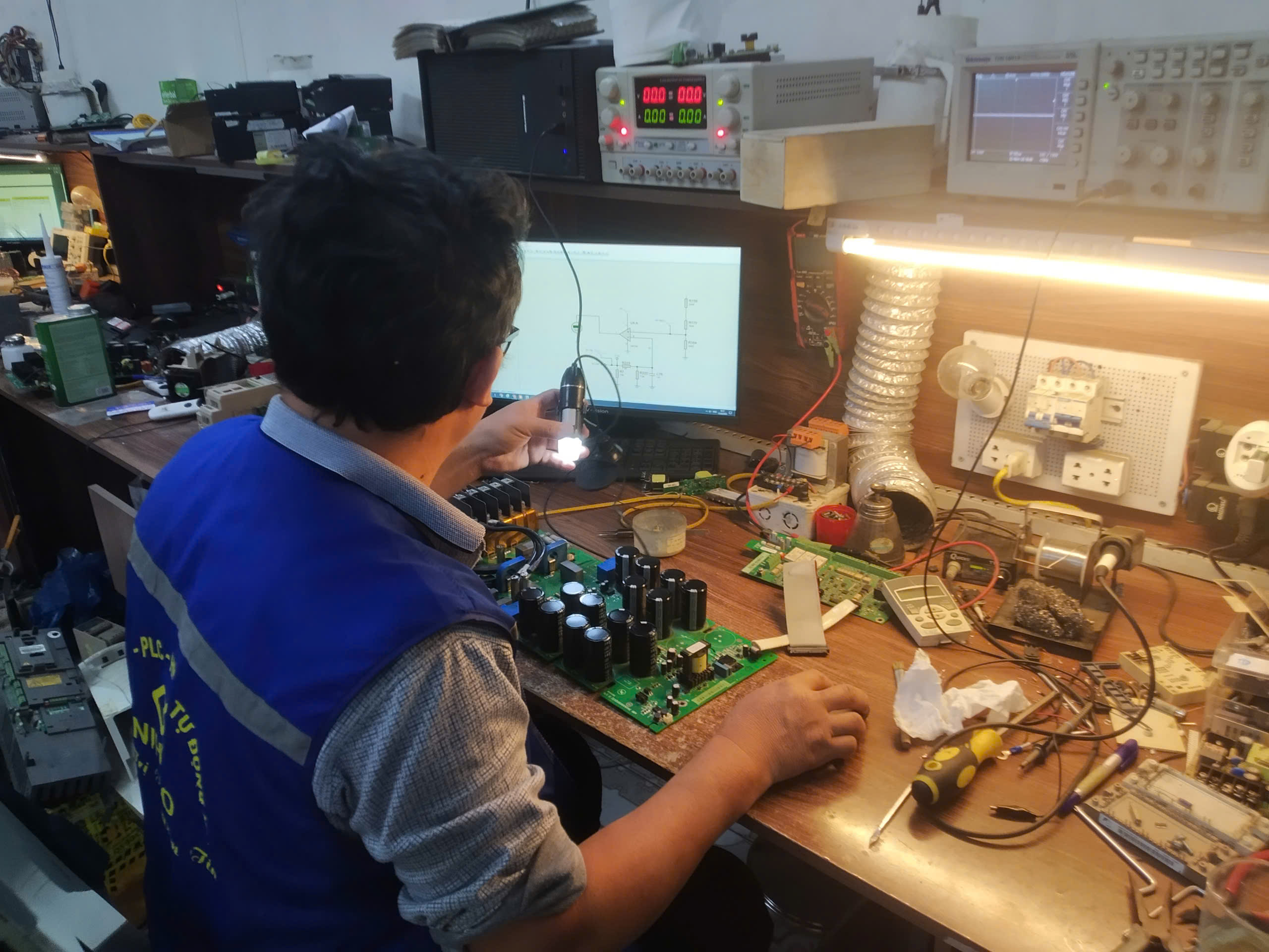 sua-chua-bien-tan-tai-ha-noi-8