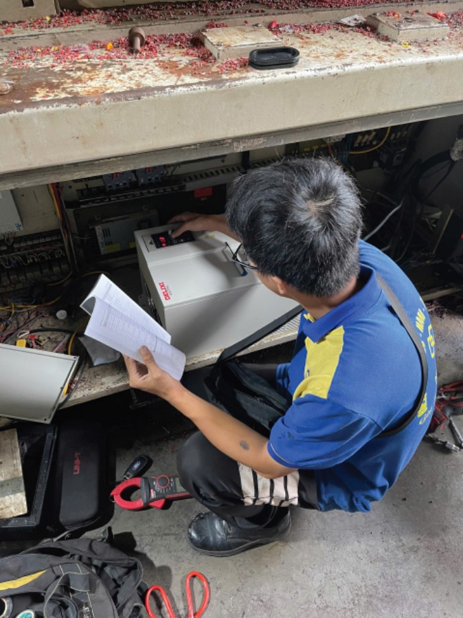 bien-tan-cho-may-ep-nhua-tai-ha-noi-1