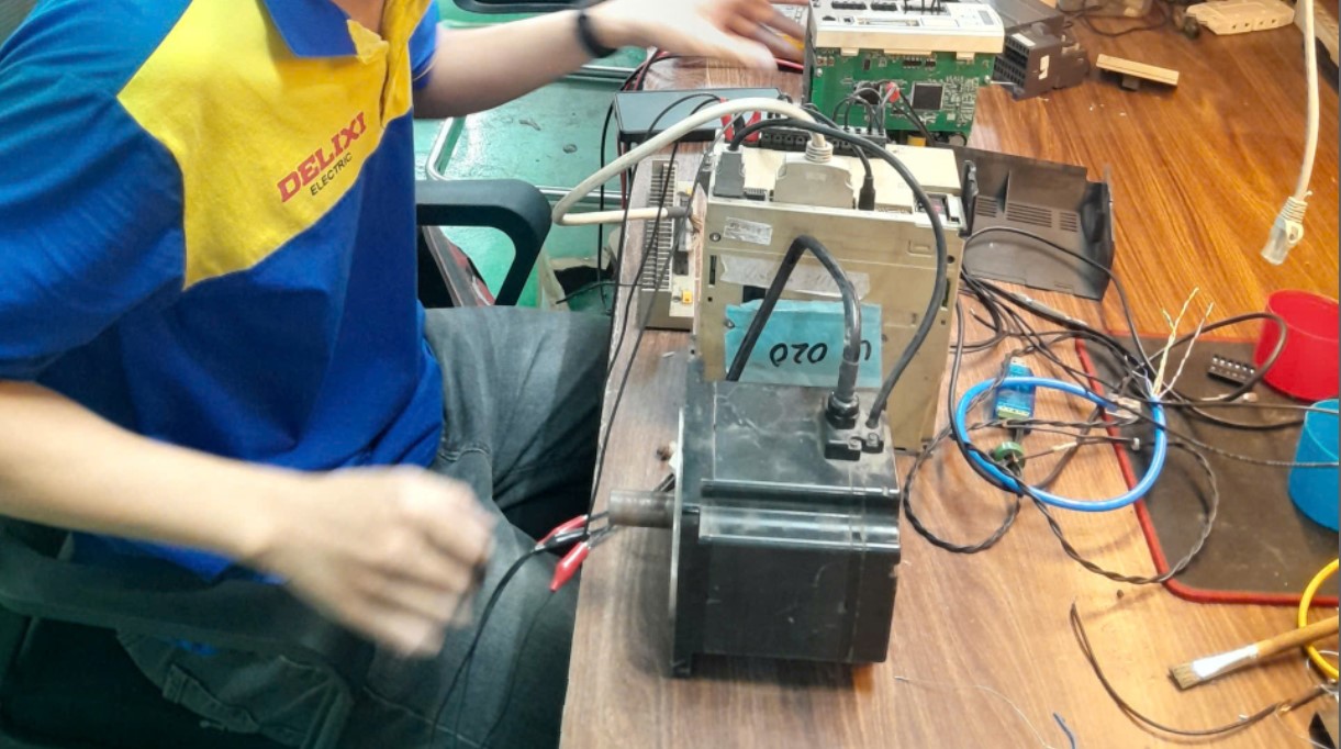 kiem-tra-sua chua-servo-motor-servo-drive