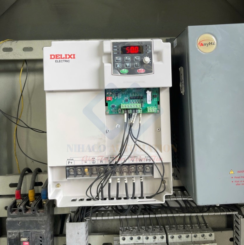 bien-tan-delixi-cdi-e102