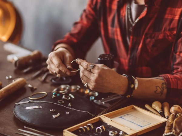 Đặt làm trang sức bạc ở đâu TP.HCM?