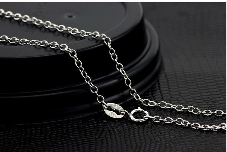 Đeo không đúng cách cũng có thể làm đứt dây