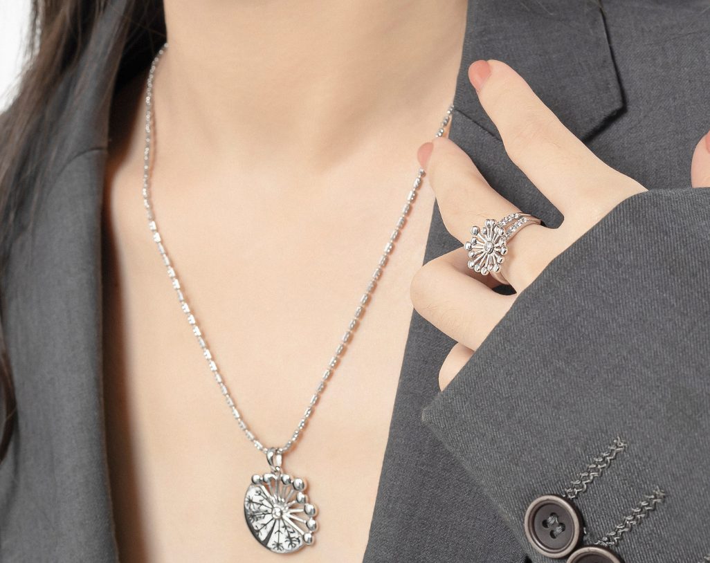 Giảm thời gian đeo trang sức bạc