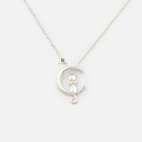 N Crescent Cat Opal Stone vẻ đẹp may mắn và huyền bí