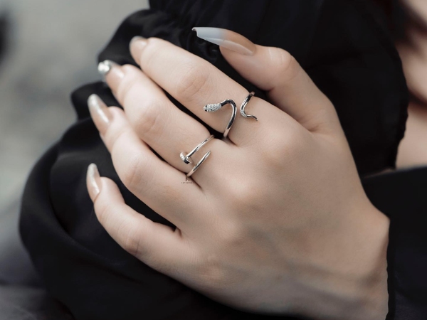 Nhẫn free size phù hợp cho mọi đối tượng