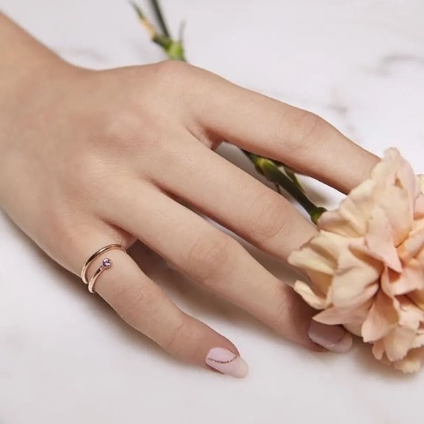 Quy tắc đeo nhẫn ở ngón út mà bạn nên biết