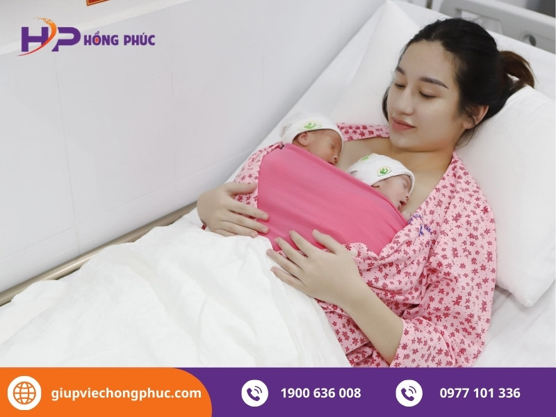 Thực hiện phương pháp Kangaroo (Da kề da)