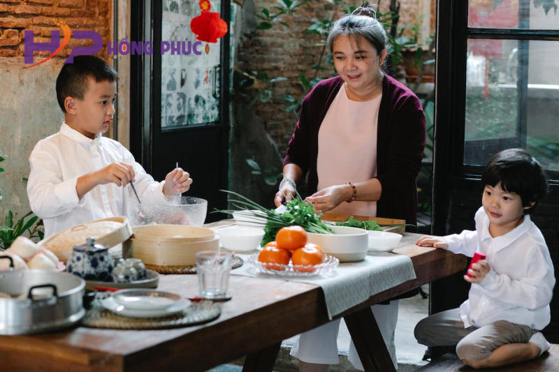 Trông trẻ nhỏ (1 - 6 tuổi)