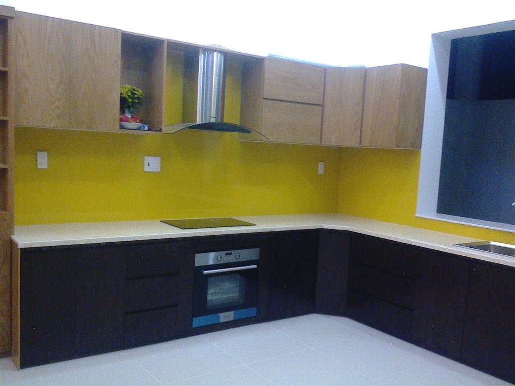 Kính ốp bếp hàng chính hãng tại Hà Nội