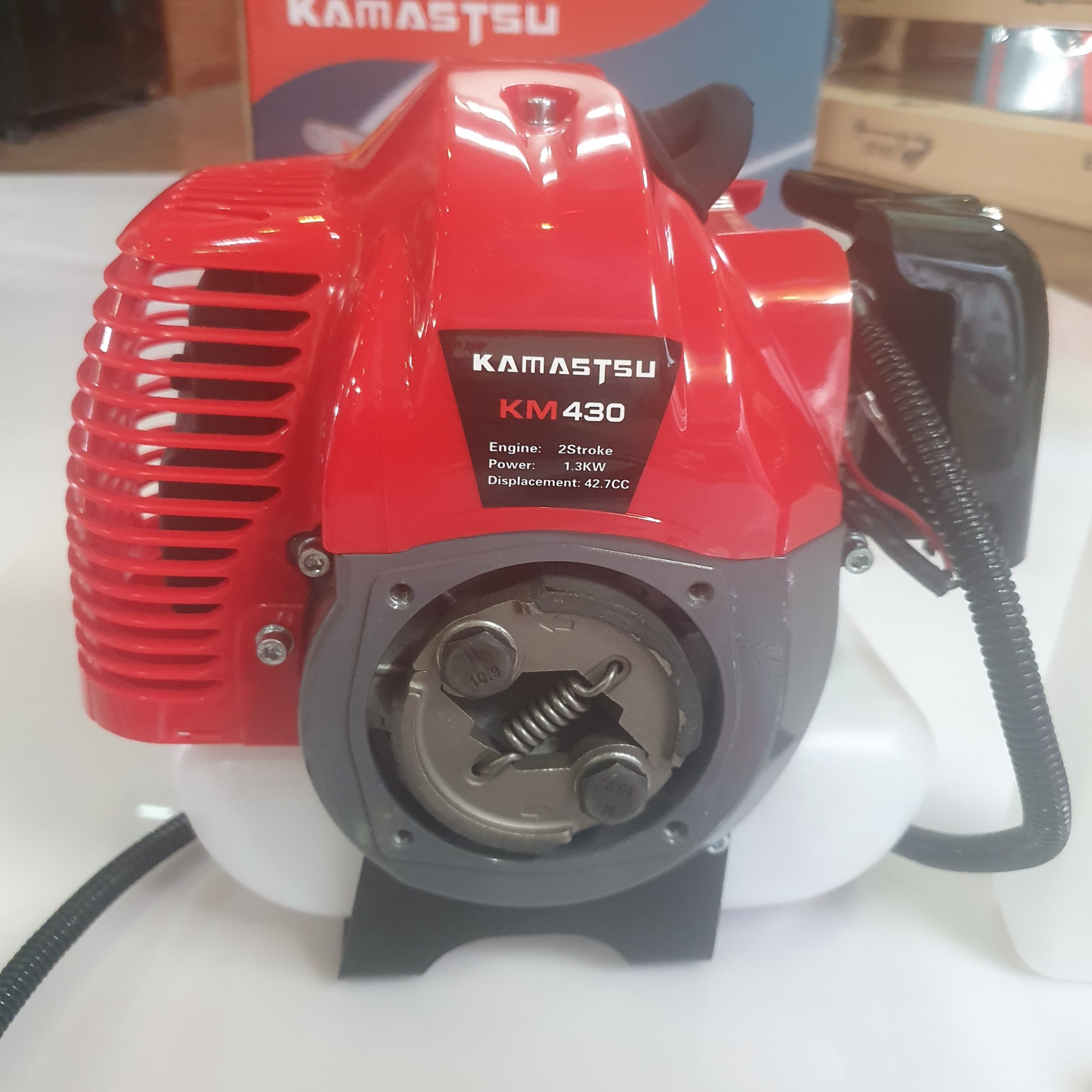 máy cắt cỏ kamastsu km430