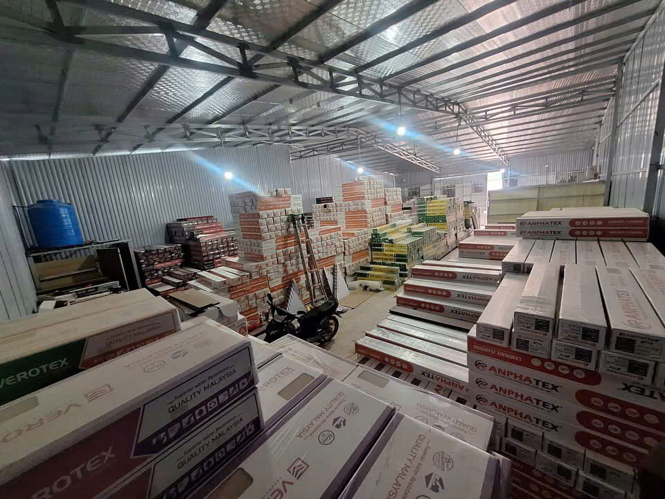 Tổng Kho Sàn Gỗ Công Nghiệp Với 100 Mẫu Mã Có Sẵn, Đẹp, Giá Rẻ