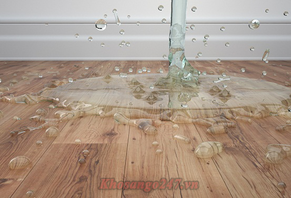 Sàn gỗ công nghiệp có chịu nước tốt không?