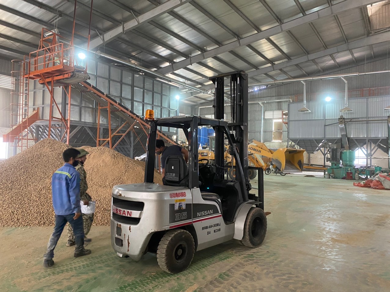 Tại sao nên mua xe nâng Nhật bãi cũ - Tiết Kiệm Chi Phí, Tối Ưu Hiệu Quả