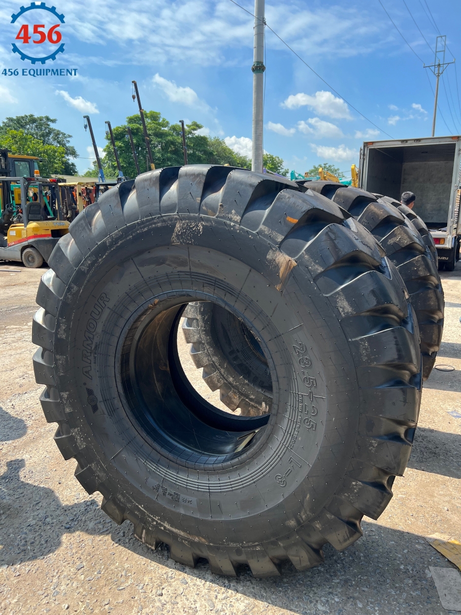 MUA LỐP XÚC LẬT ARMOUR 23.5-25 Ở ĐÂU?