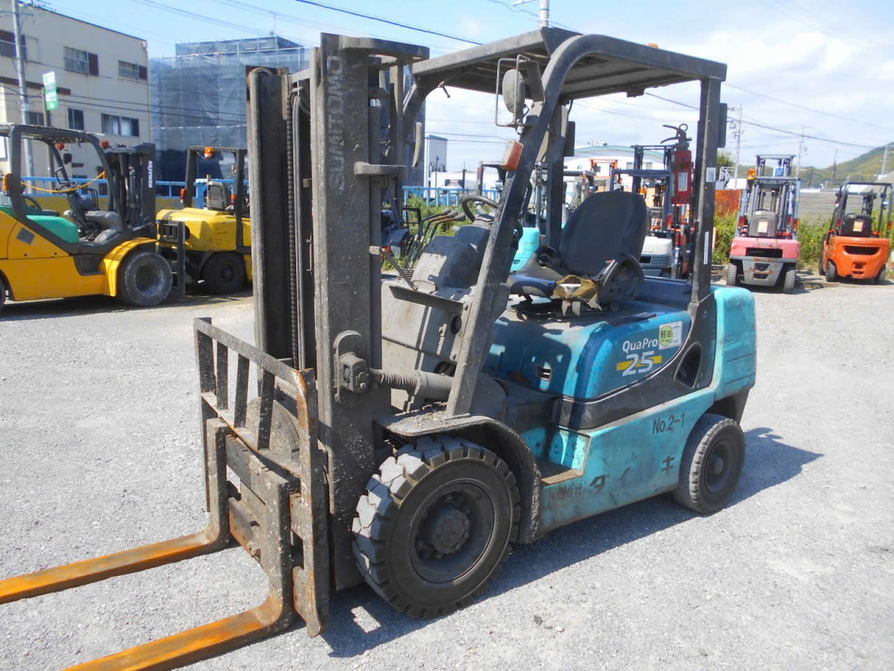 xe nâng dầu 2.5 tấn sumitomo 11fd25paxiii24d số tự động mâm xoay 360 độ nâng cao 3m đời 2018