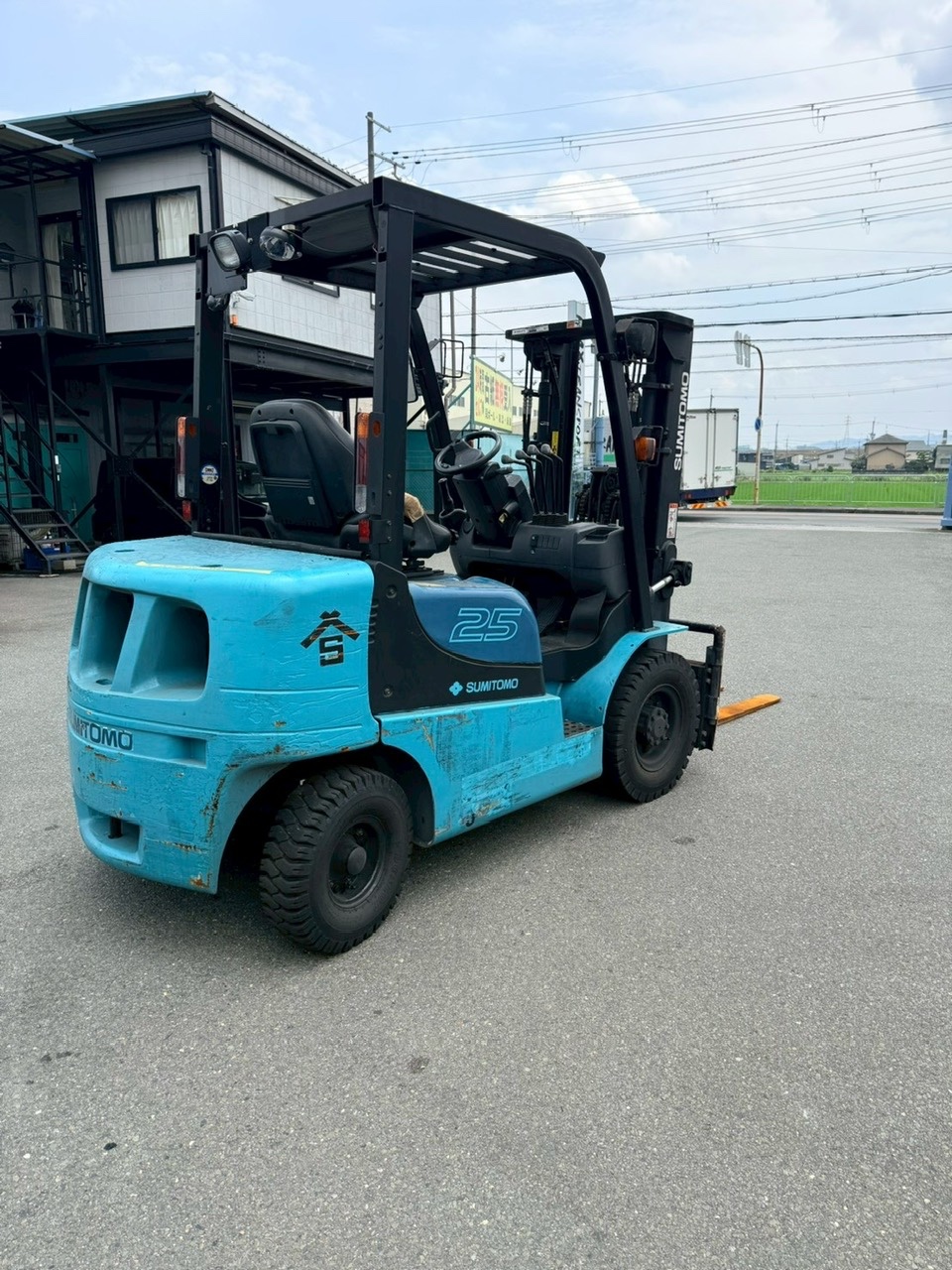 vỏ sườn sạt xi phía sau xe nâng dầu sumitomo 2.5 tấn