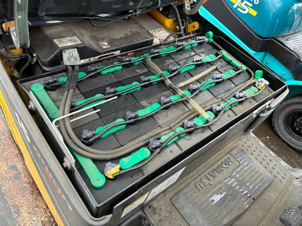 bình ắc quy lifttop xe nâng điện cũ nhật bãi komatsu