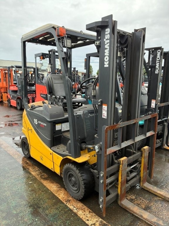 cơ cấu thủy lực dịch càng xe nâng điện cũ komatsu fb15-12