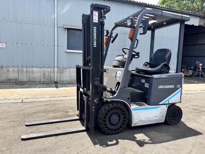 xe nâng điện 1.5 tấn tcm unicarriers fb15-8 chui container đời 2018