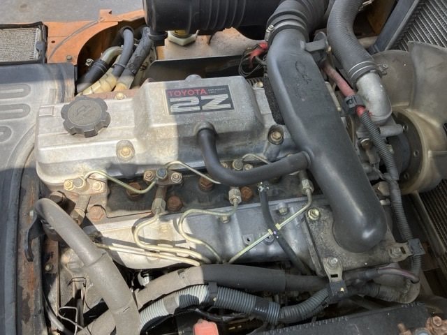 xe nâng cũ toyota 7FD25 2,5 tấn số sàn lốp kép gật gù