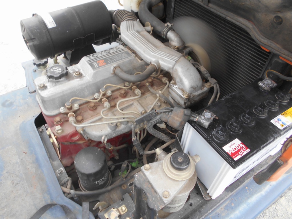 Xe nâng Toyota 5FD25 số sàn lốp kép Nhật bãi