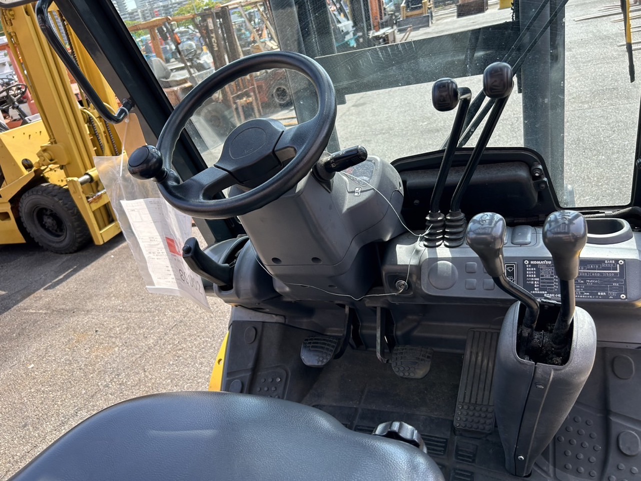 Bán Xe Nâng Cũ Nhật Bãi 2 Tấn Komatsu FD20C-17 Số Sàn Đời Cao -Giá Tốt Nhất