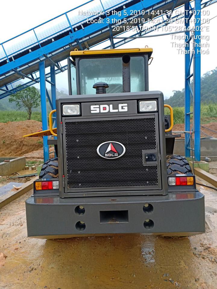 XÚC LẬT SDLG 933 CŨ GẦU 1,8 M3 ĐỜI 2019 DÙNG LƯỚT, CÒN BẢO HÀNH