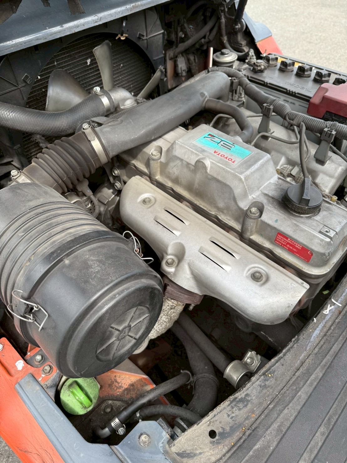 Xe nâng dầu 3 tấn TOYOTA 8FD30 số sàn, mâm xoay, dịch càng  nhập Nhật