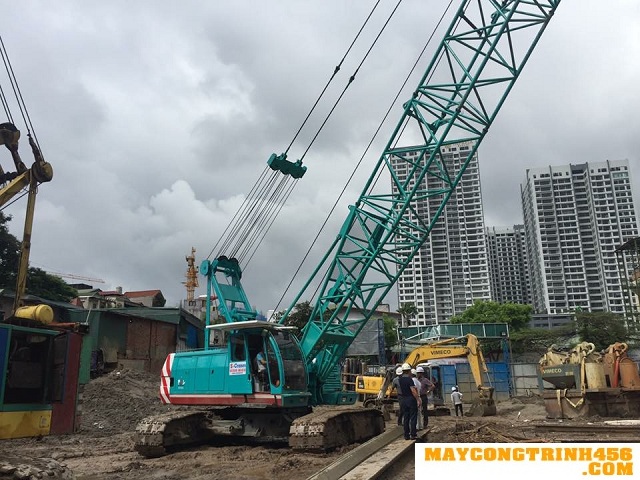 Cho thuê cẩu bánh xích 65 tấn giá rẻ nhất. Liên hệ 0989459456