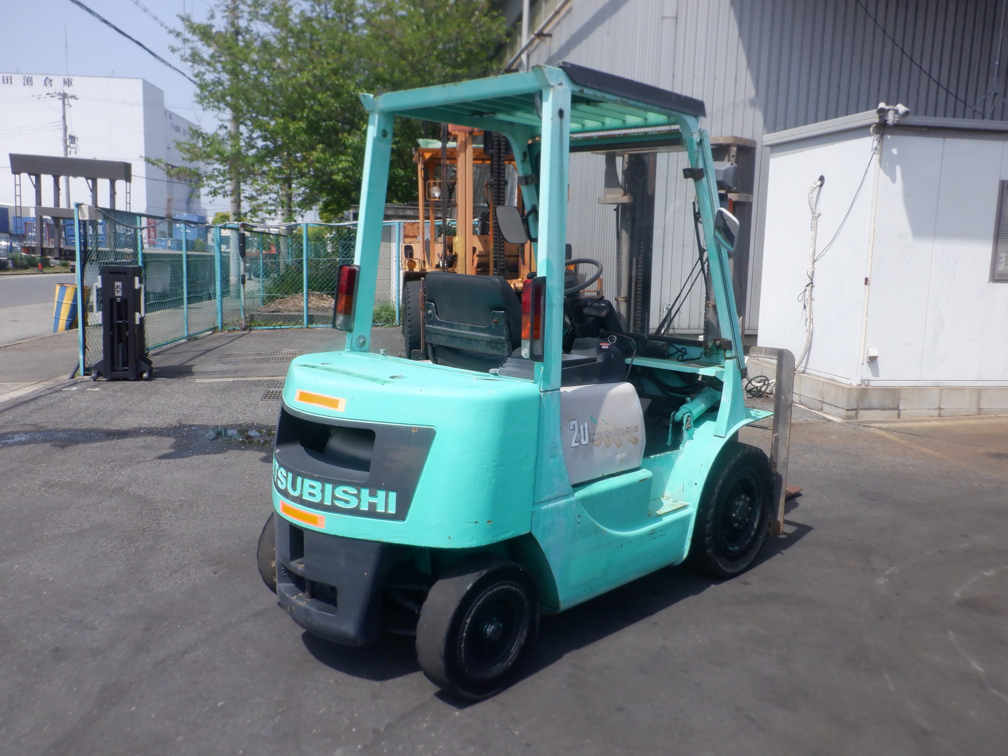 XE NÂNG MITSUBISHI FD20 F18B-10059  LH:096.235.1368