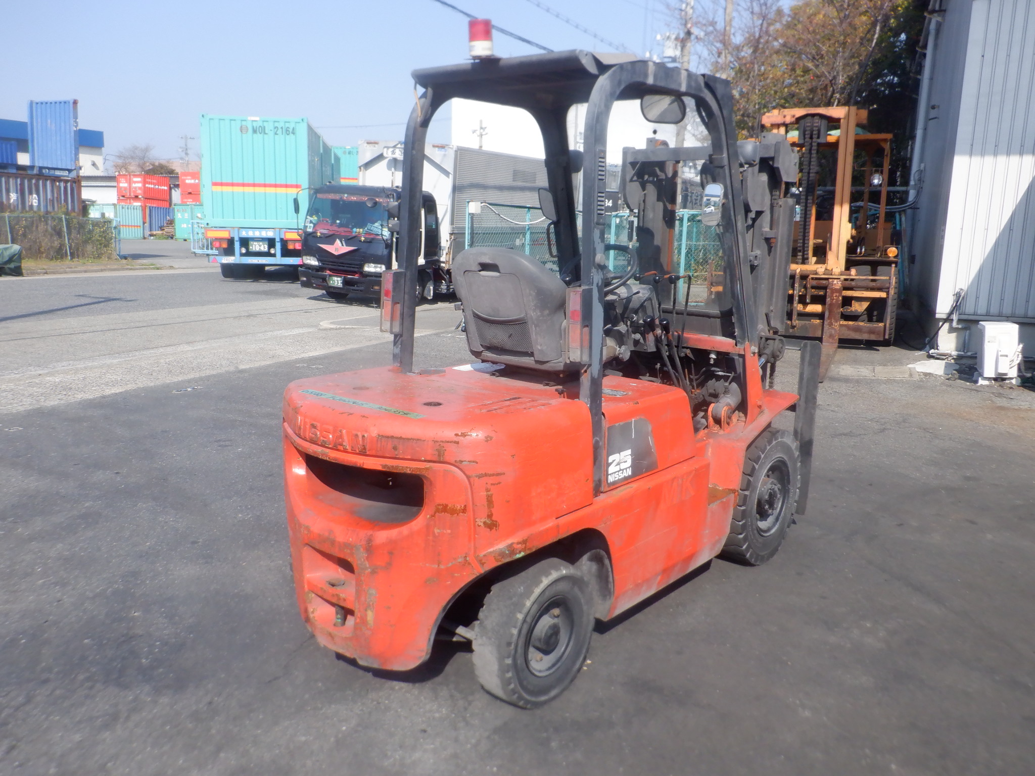 XE NÂNG DẦU NISSAN FJ02M25 300354  Hotline: 096.235.1368