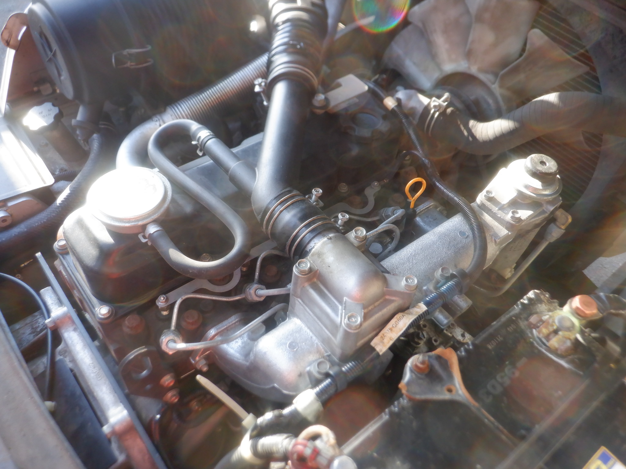 XE NÂNG DẦU NISSAN  Y1F2A25 004395  LH:096.235.1368