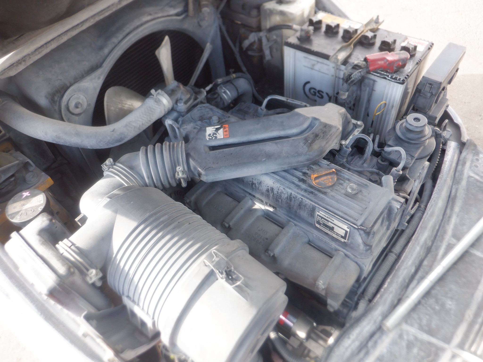 XE NÂNG DẦU KOMATSU FD25T-17 LH:096.235.1368