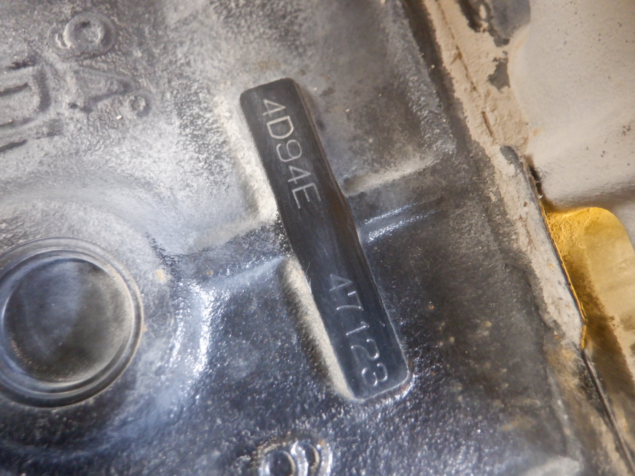 XE NÂNG DẦU KOMATSU FD25T-15 LH:096.235.1368