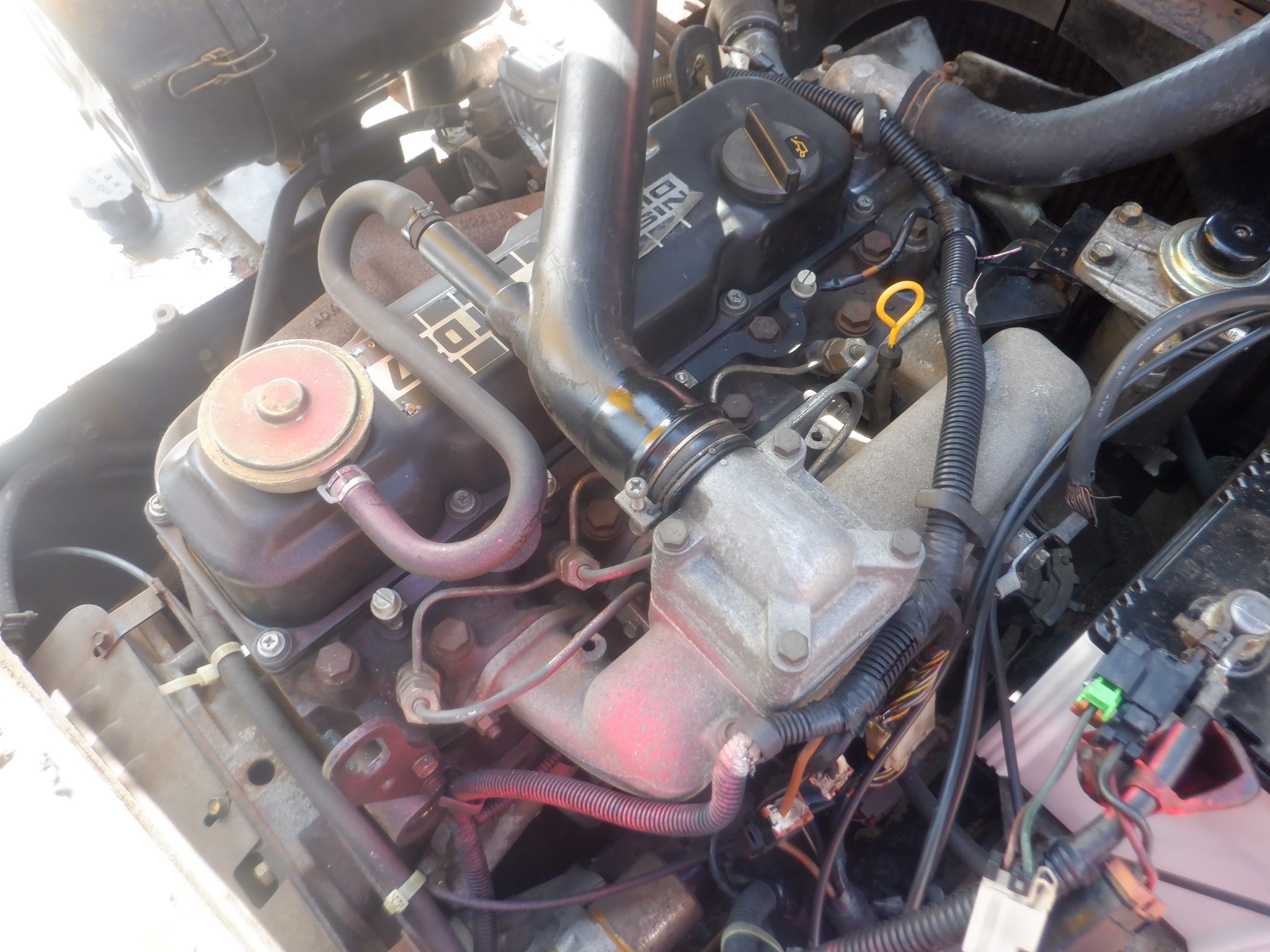 XE NÂNG DẦU NISSAN FGJ02A30 111005