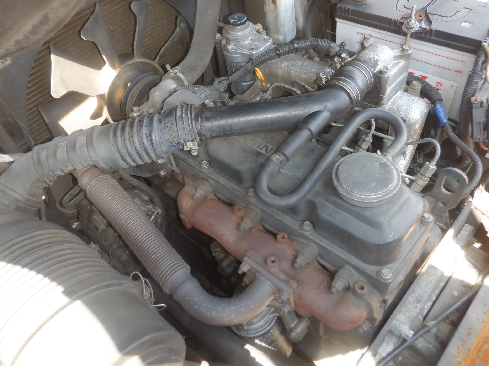 Xe nâng 3 tấn NISSAN NYG1F2A30 Nhật bãi số tự động, gật gù