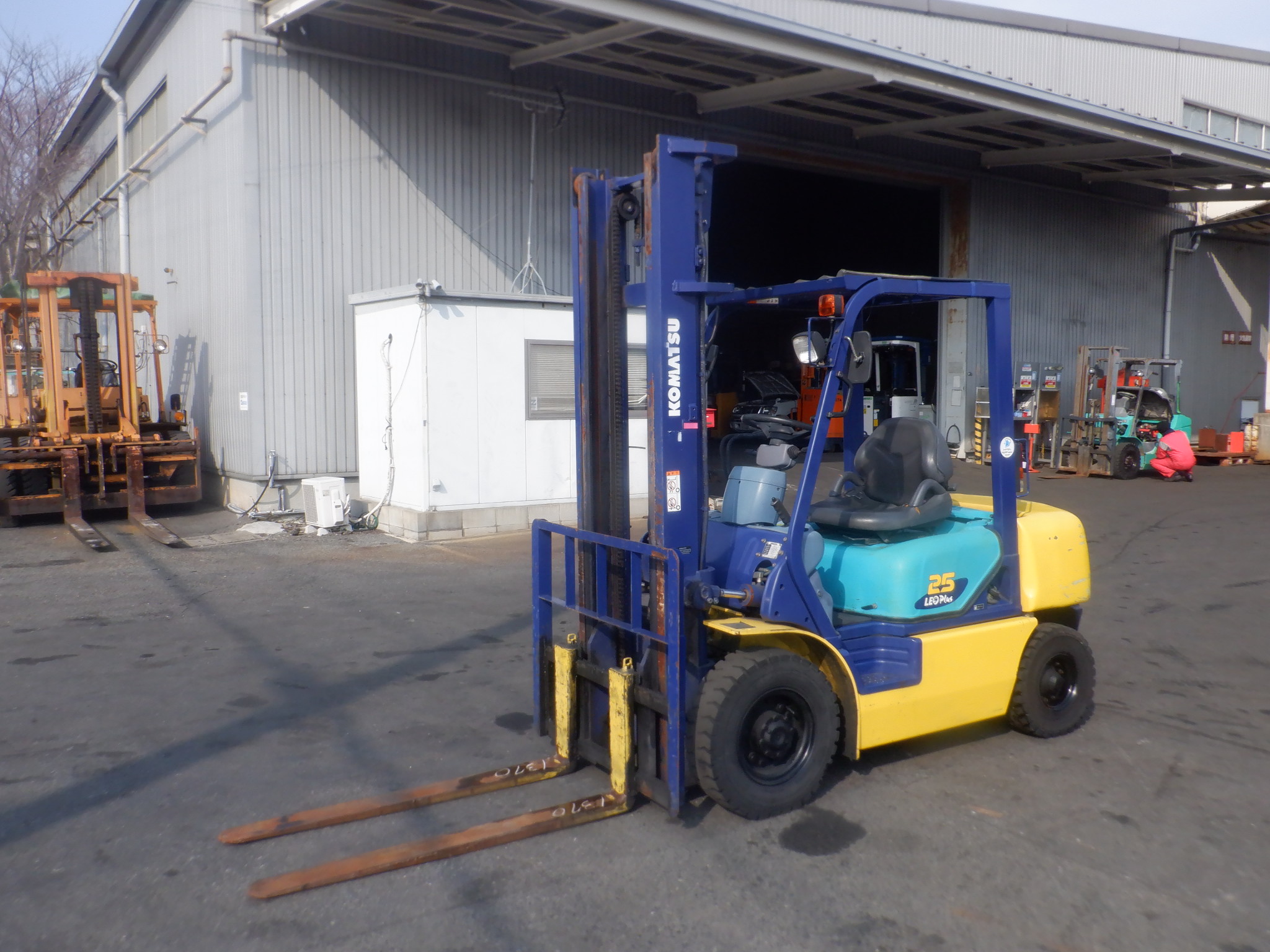 XE NÂNG XĂNG KOMATSU FD25T-14 550644  LH:096.235.1368