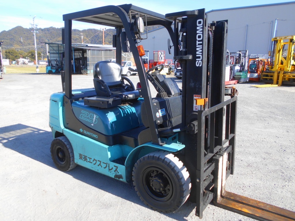 Xe nâng Nhật bãi 2,5 tấn SUMITOMO 11FD25PAXI98D dịch càng đời  2012 cực đẹp