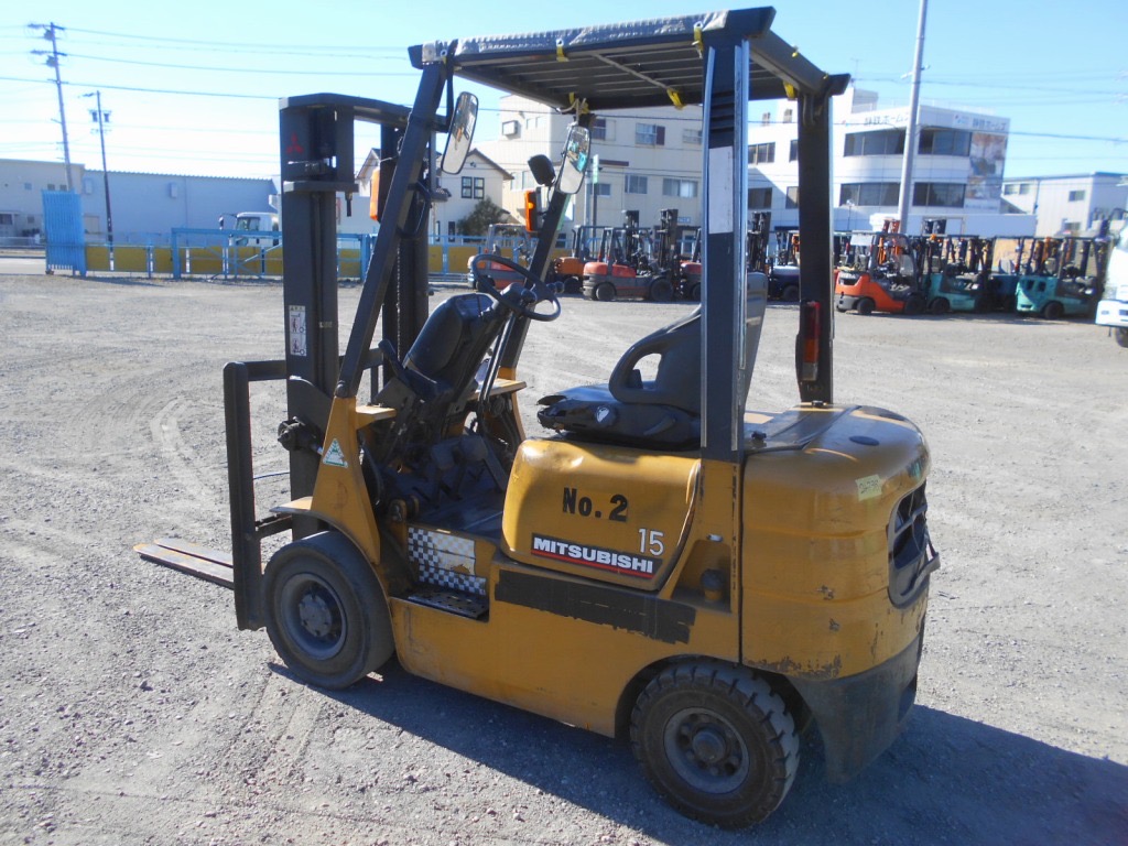 Xe Nâng 1,5 Tấn Số tự động MITSUBISHI FD15T Nhập Nhật Giá rẻ