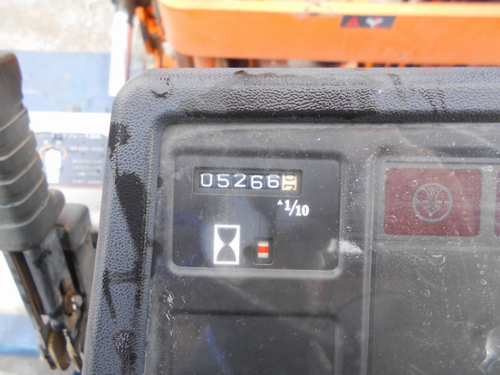 Xe nâng dầu 2,5 tấn TOYOTA 5FD25 số sàn – Gật gù, lốp kép, nâng cao 3.5m – Nhập khẩu Nhật Bản