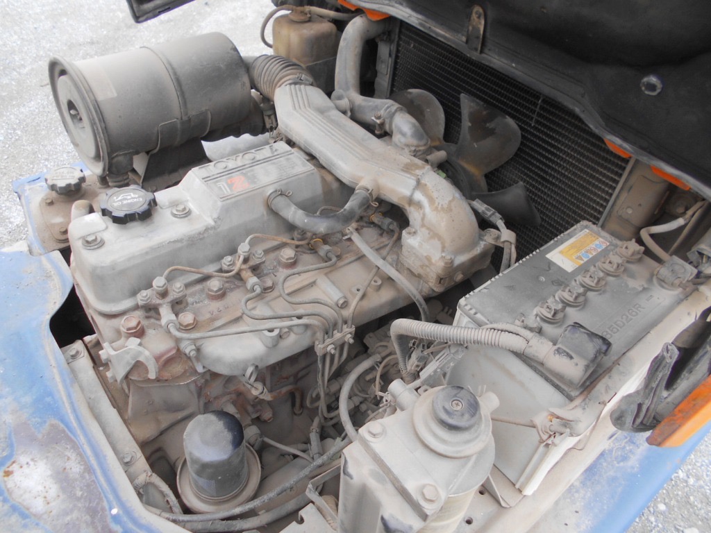 Xe nâng dầu 2 tấn TOYOTA 5FD20 số sàn, dịch giá – Giá rẻ, Nhập khẩu từ Nhật Bản