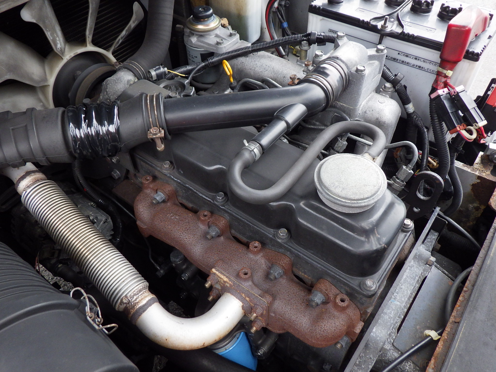 Xe nâng dầu 2,5 tấn NISSAN  Y1F2A25 số tự động, gật gù, nâng cao 4 m đời 2011