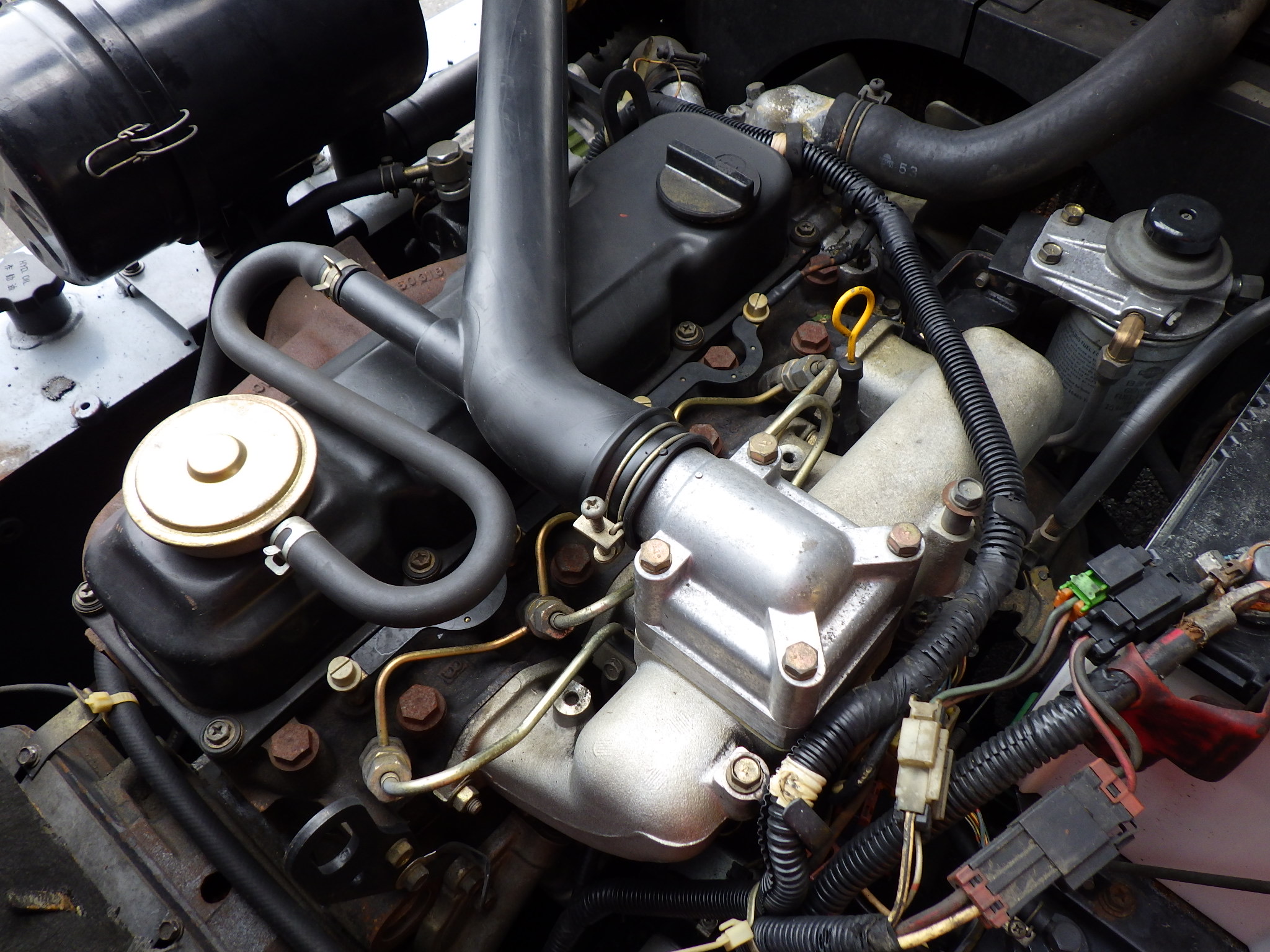 Xe nâng dầu 2,5 tấn NISSAN FJ02M25 Số sàn nâng cao 5 m giá rẻ