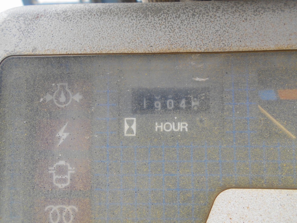 Xe nâng dầu 2,5 tấn Komatsu FD25-11 số sàn, gật gù lốp kép, tháp 4m cực đẹp