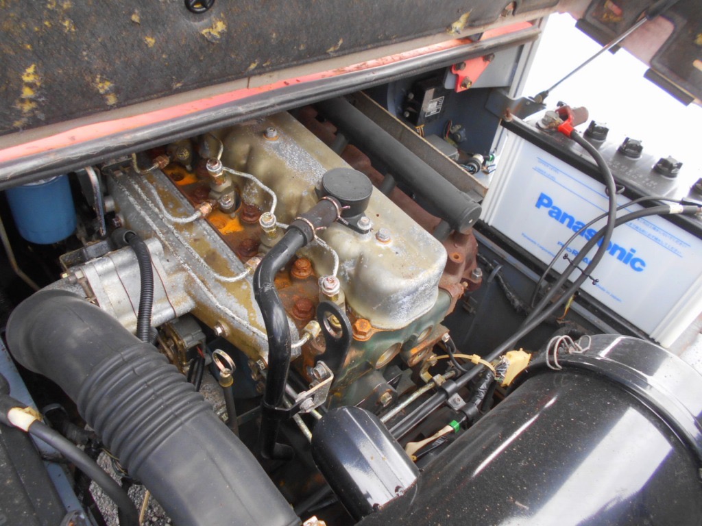 Xe nâng dầu 7 tấn NISSAN  DF05A70 sản xuất 1996. Xe chất, giá rẻ