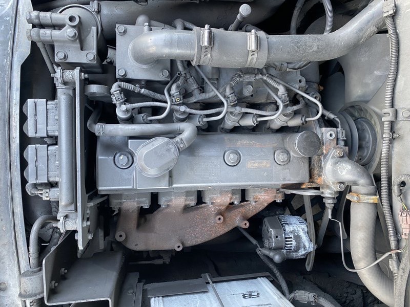 Xe nâng dầu 5 tấn KOMATSU FD50AT-10 đời 2009 cực đẹp, nhập khẩu từ Nhật Bản