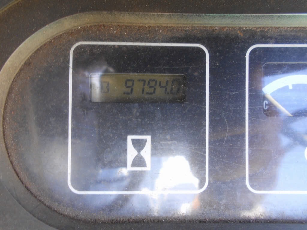 Xe nâng dầu 2,5 tấn SUMITOMO 11-FD25PVIIXA số tự động, gật gù cực đẹp nhập Nhật