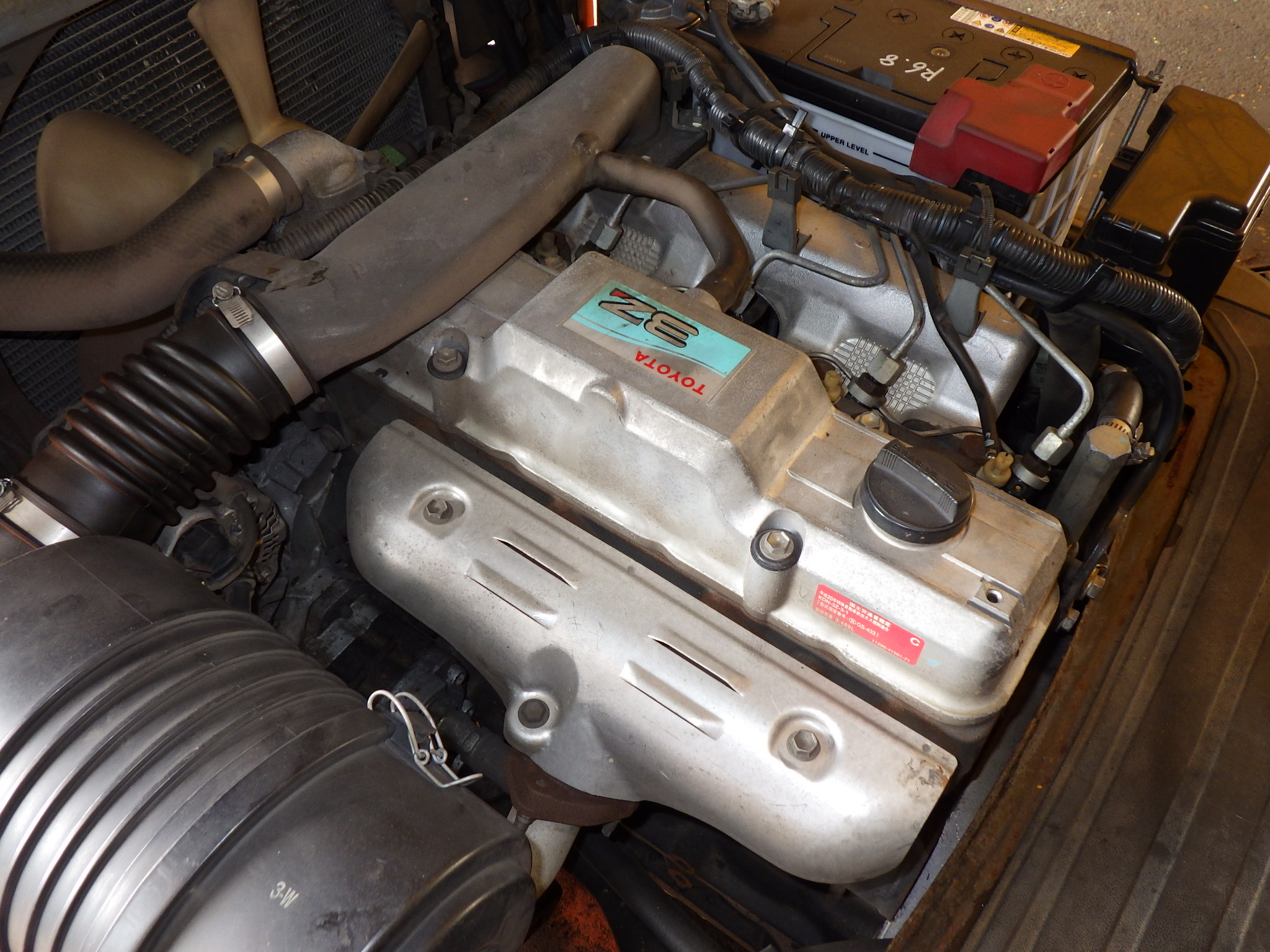 Xe nâng dầu 3 tấn TOYOTA 8FD30 số tự động, gật gù , động cơ 3Z